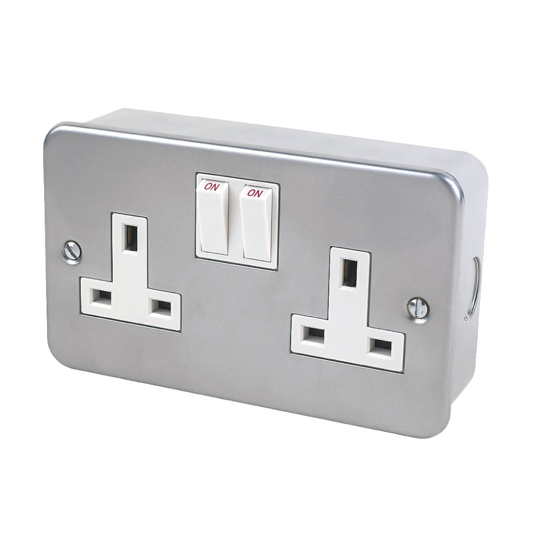 Double 13A socket 220V